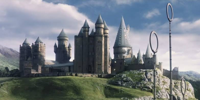 Hogwarts School of Witchcraft and Wizardry | Image: Warner Bros.