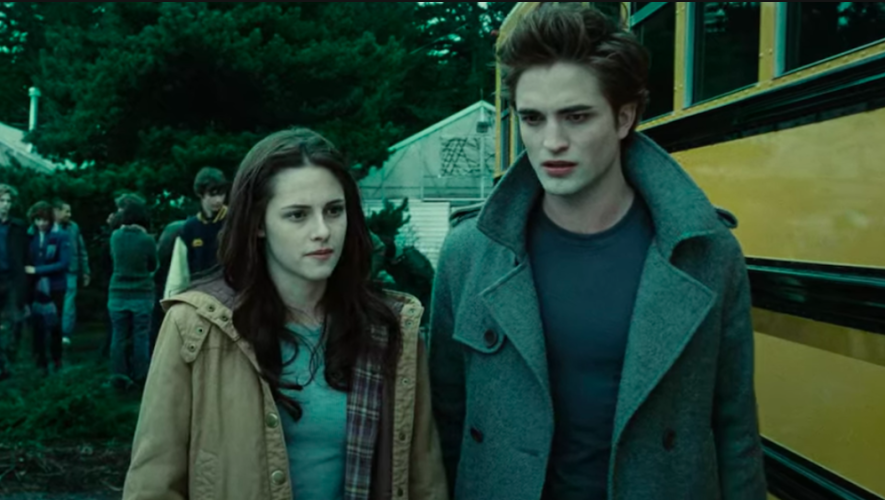 “This woman is mad”: Robert Pattinson Hating on Twilight That Made Him and His Ex-girlfriend Kristen Stewart Hollywood Sensations Will Always Be Hilarious