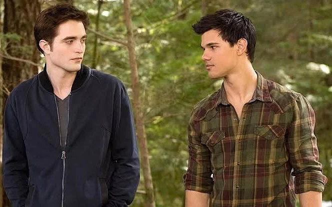 Robert Pattinson and Taylor Lautner in The Twilight Saga: Breaking Dawn - Part 2 | image: Summit Entertainment