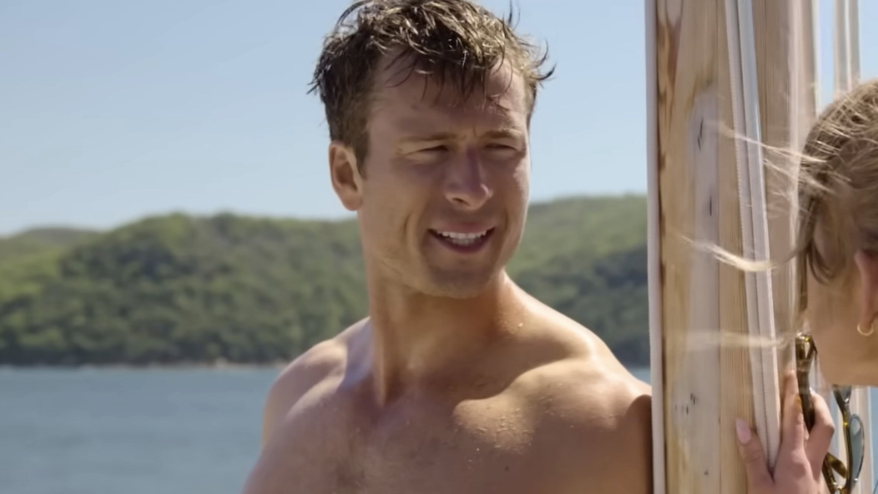 “I’m going to work my butt off”: Glen Powell’s Promising Future Plans Prove He Could Carry the Mantle of His Biggest Idol Who Even Tom Cruise Missed Out on Working With