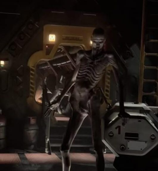 Instead of CGI, Alien Romulus Used a 7 ft 7 inch Human Giant Named Robert Bobroczkyi for its