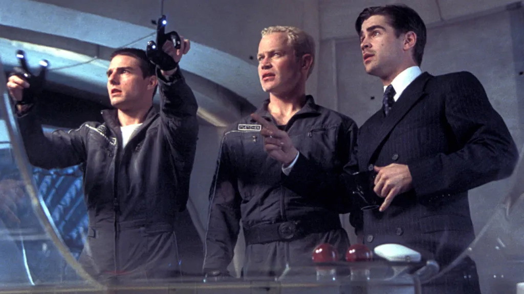 Tom Cruise and Colin Farrell in Minority Report (2002) [Credit: 20th Century Fox, DreamWorks]