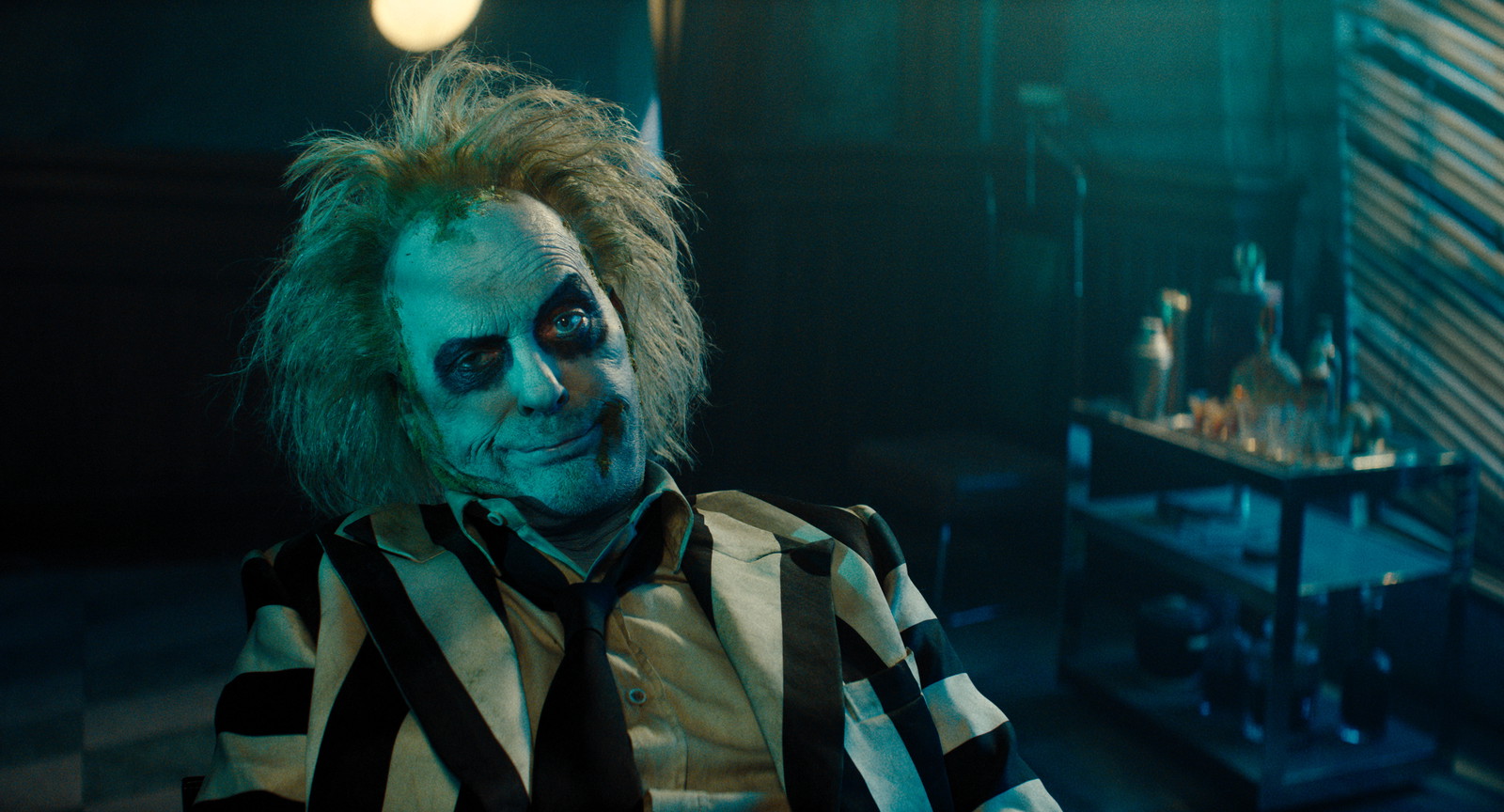 Beetlejuice Beetlejuice Review — Overlong Sequel Has Moments of Excitement but Falls Flat