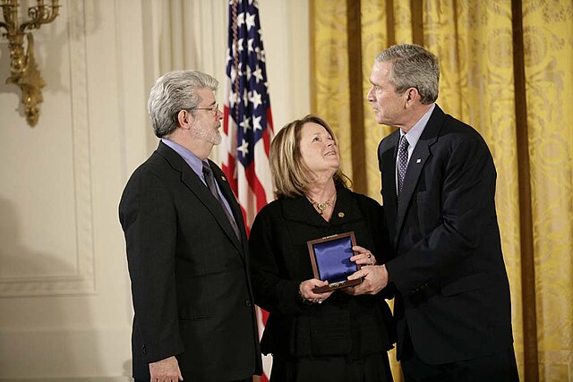 George Lucas receives Medal of Technology from George W. Bush in 2006 [Photo by Eric Draper, Office of White House Management, Photography Office]