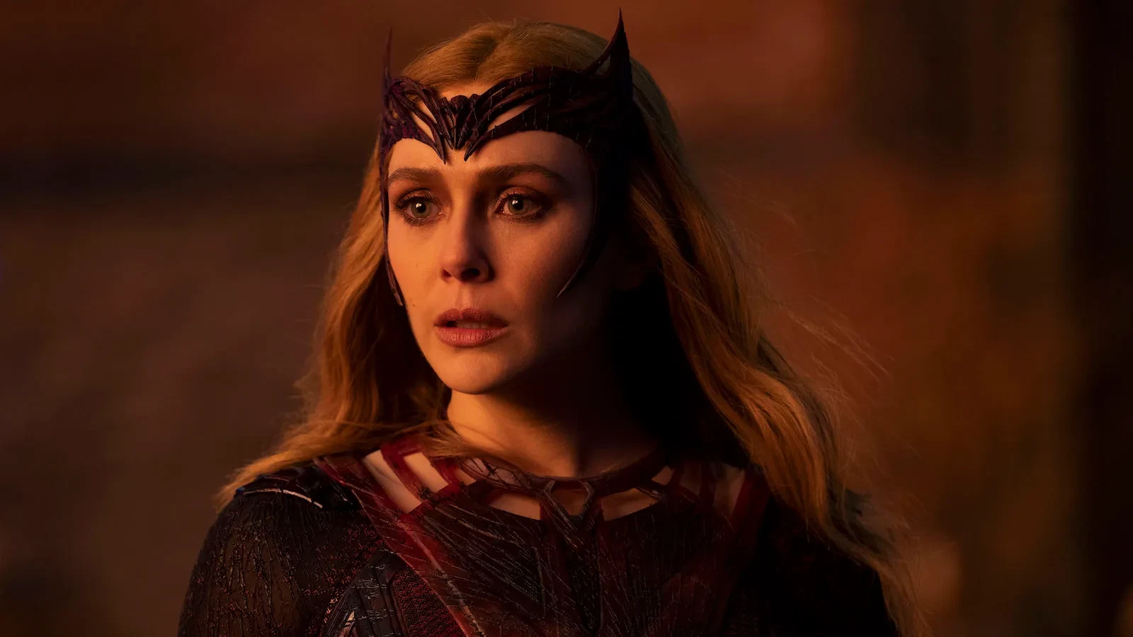 “She’d just snap her finger and vaporize Wonder Woman”: Elizabeth Olsen vs Gal Gadot’s Superhero Debate is Insane, Can Wonder Woman Survive Chaos Magic?