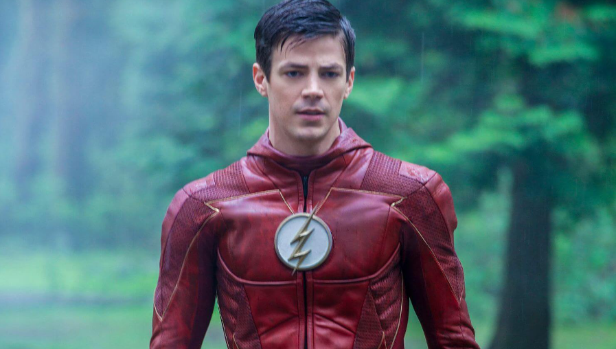 Critics have argued that the romance between Iris and Barry Allen lacked the necessary chemistry to make it compelling.
