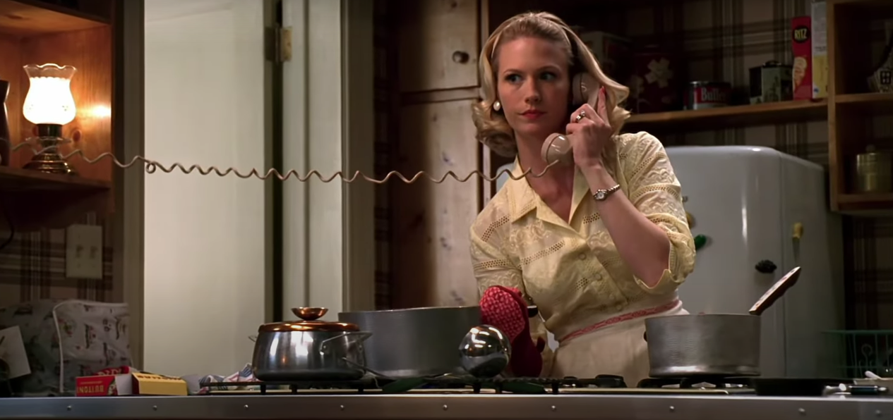 ‘Mad Men’ Star January Jones’ Biggest Fear For Her Character Betty Draper Almost Came True