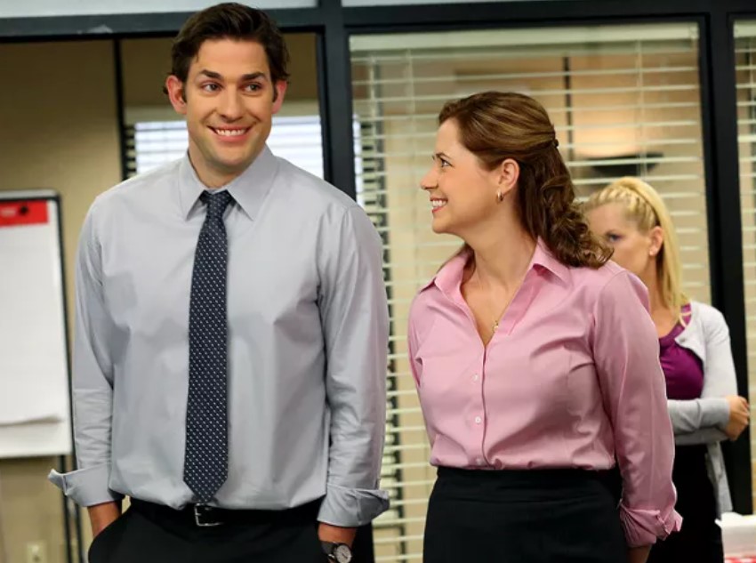 John Krasinski Was a Better Man for Refusing a Disgusting ‘The Office’ Plot That Johnny Galecki Did in The Big Bang Theory