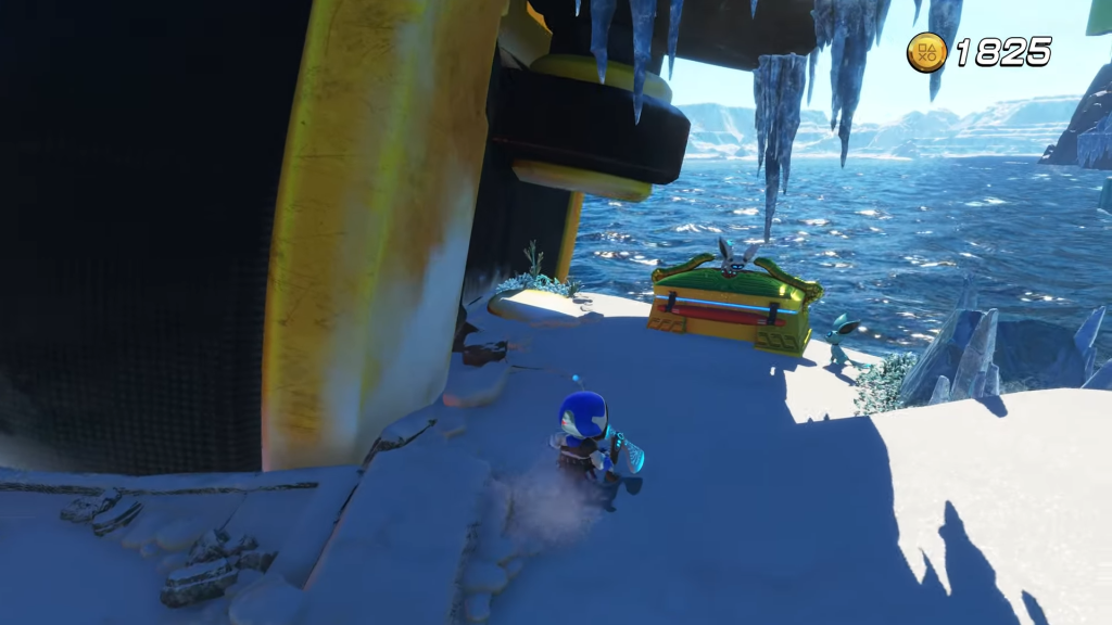 God of War level opening a chest in Astro Bot.