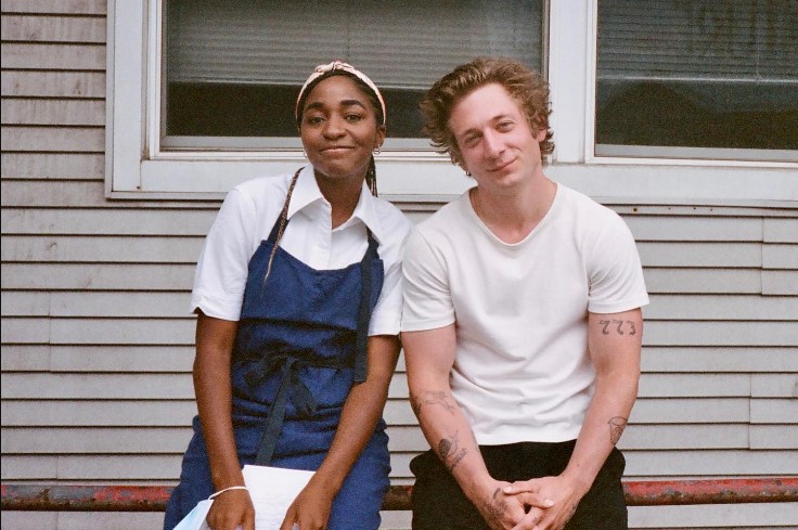 Ayo Edebiri and Jeremy Allen White