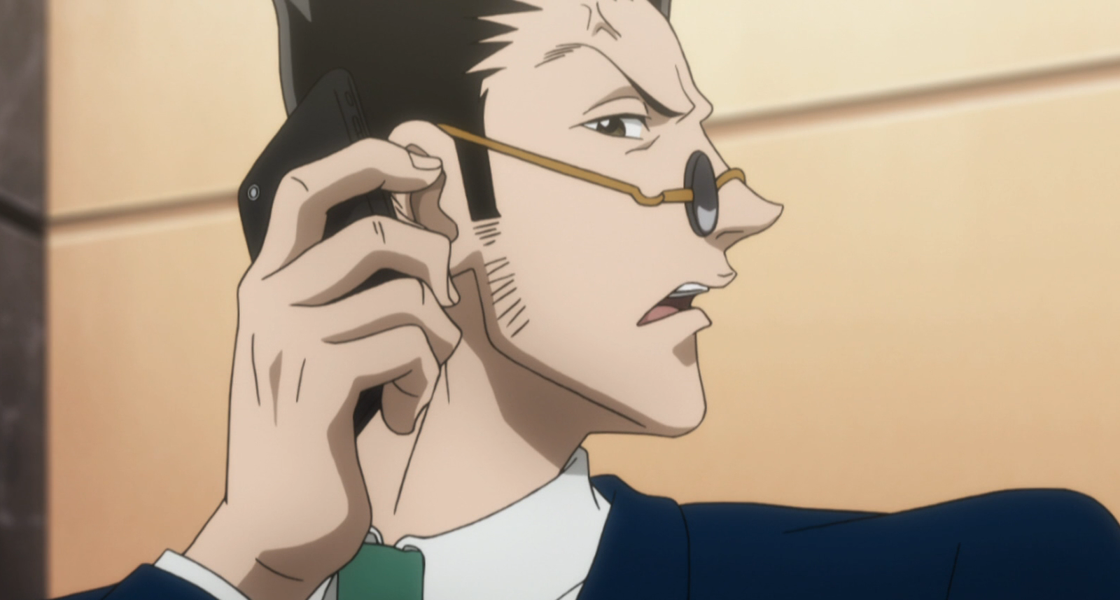 Leorio's nerve is popping while he talks on phone in Hunter x Hunter