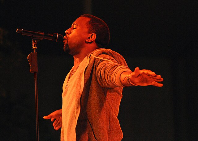 Ye West performs at The Museum of Modern Art's annual Party in the Garden benefit, New York City, May 10, 2011. 
