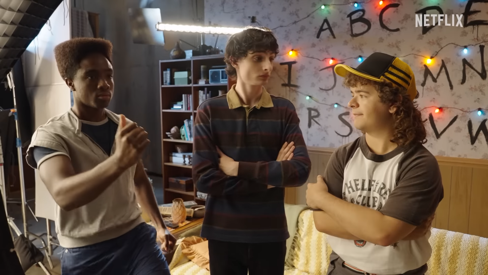 “Its not really something you can hide anymore”: Our Worst Fear For Stranger Things Could Be Coming True, New BTS Video of the Cast Proves it