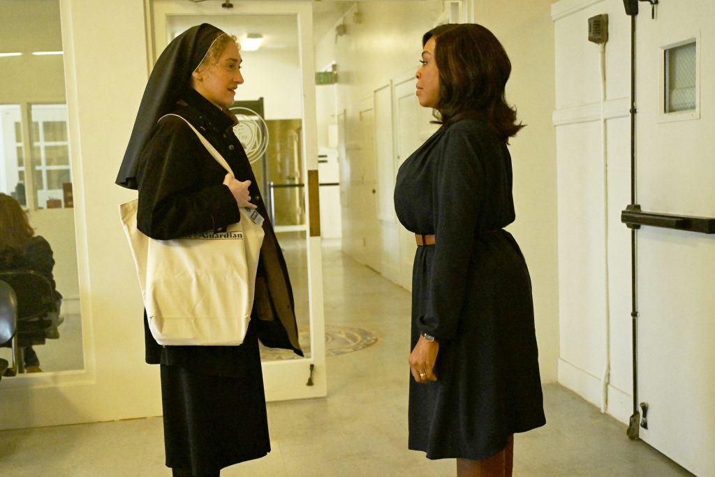 FX's Grotesquerie -- Pictured: (l-r) Micaela Diamond as Sister Mergan, Niecy Nash as Lois Tryon. 