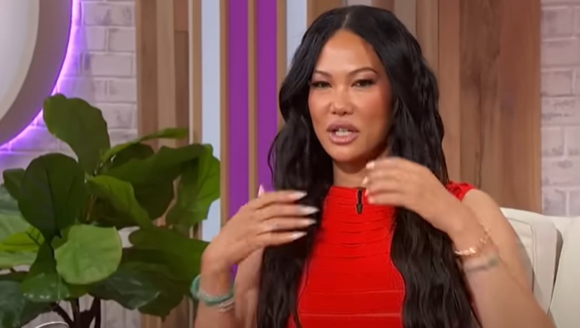 Kimora Lee Simmons shared a threatening encounter with Diddy while pregnant.
