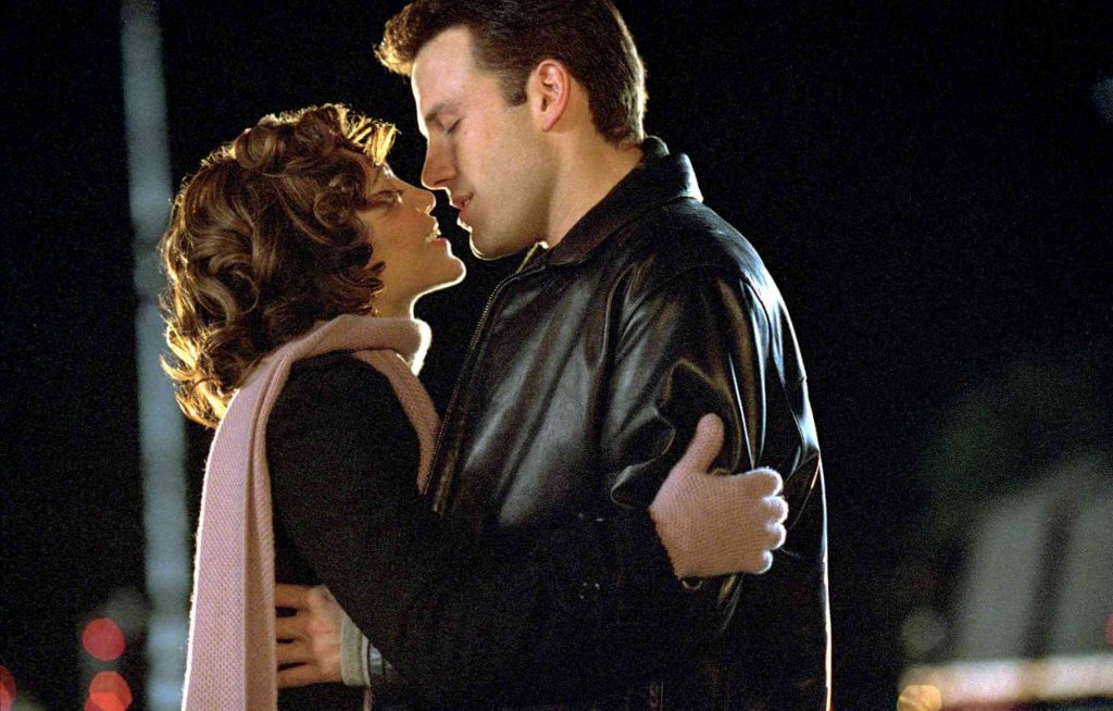 Ben Affleck and Jennifer Lopez in a still from Jersey Girl 