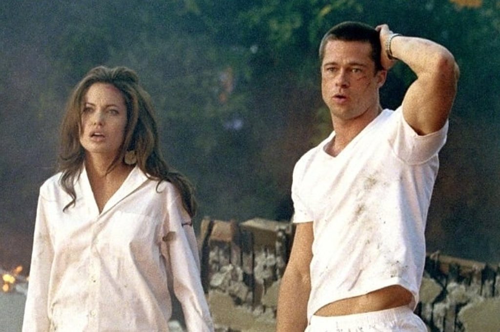 Brad Pitt and Angelina Jolie in Mr. & Mrs. Smith