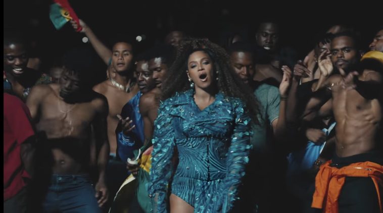 Adele and Lizzo's Speech For Beyonce Has Taken a Dark Turn Making Her ...