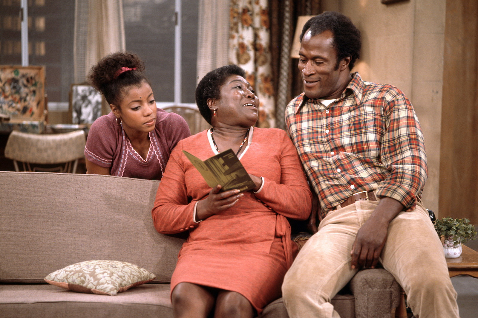 “No way in the world they’re…”: Before Landing His ‘Good Times’ Role, John Amos Was Convinced Its Parent Show Was a Bad Idea