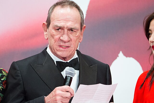 Tommy Lee Jones 