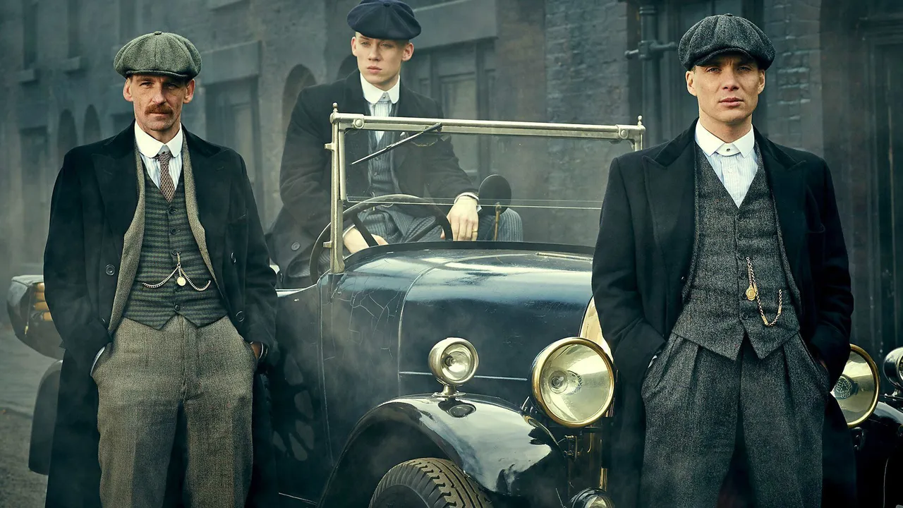 Top 10 Cillian Murphy Movies to Watch While You Wait for the Peaky Blinders Movie