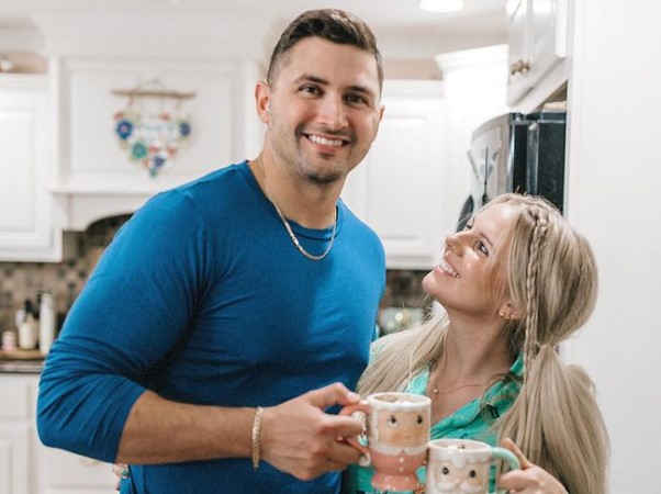 Victor Arroyo and Nicole Franzel