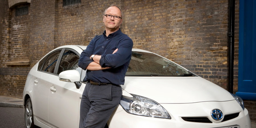 carpool series by british actor robert llewellyn