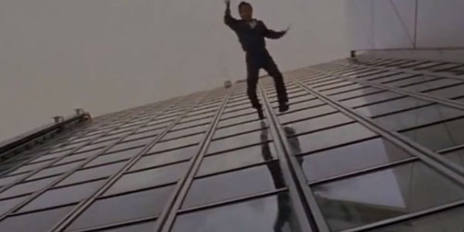 “You don’t need to do this anymore”: Watching a 70-Year-Old Jackie Chan Struggling to Shoot Stunt Scene is Painful For His Die Hard Fans