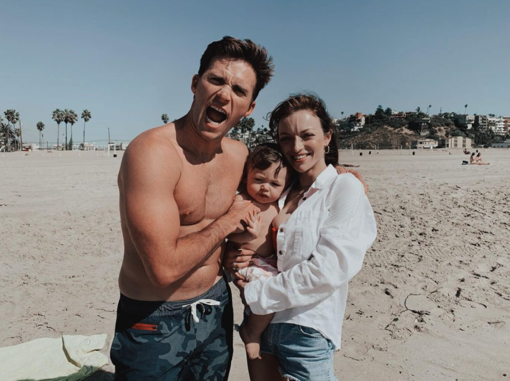 Scott Eastwood (L) Francesca Eastwood (R) at the beach with baby Titan, Instagram