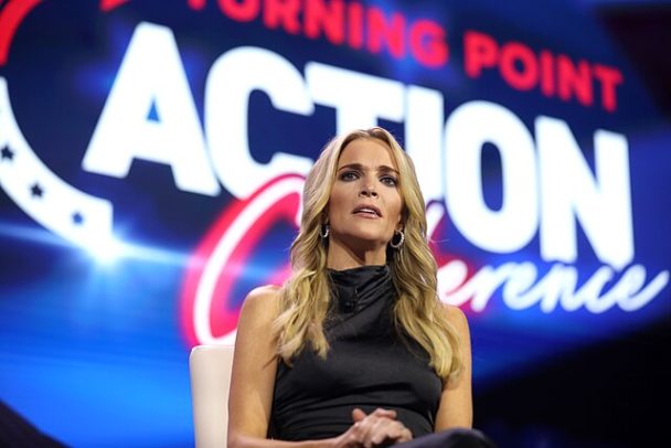 Before Endorsing Trump, Megyn Kelly's Controversial "Bra-burning ...