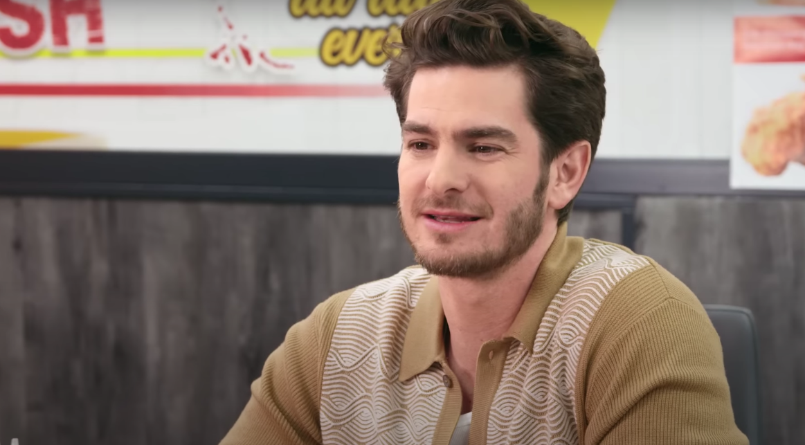 Did You Catch That Hilarious ‘Fleabag’ Moment Between Andrew Garfield and Amelia Dimoldenberg?