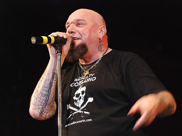 Paul Di'Anno | Credit: Image taken by: Natalia Bezerra | Licensing to Creative Commons Attribution-Share Alike 2.0