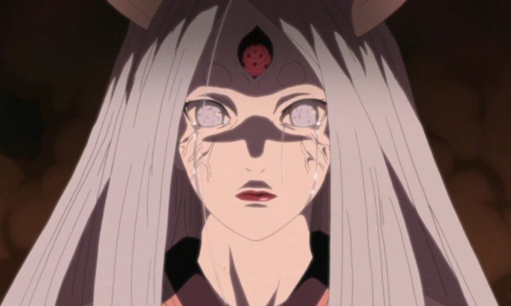 Kaguya Otsutsuki uses her Byakugan. 