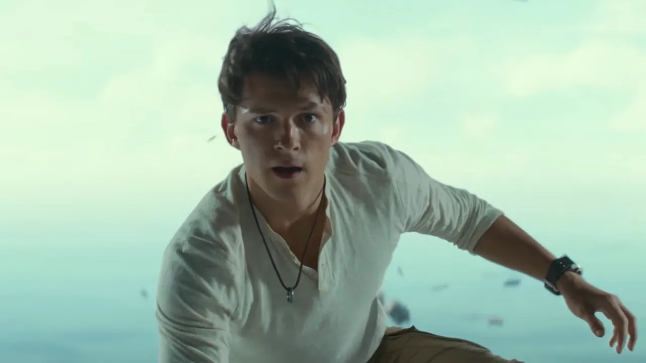 Tom Holland in Uncharted 