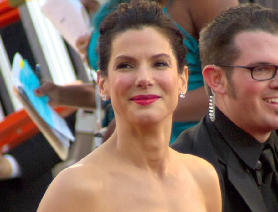 Sandra Bullock and Keanu Reeves’ “Special Bond” Has Taken a New Turn After Her Partner Bryan Randall’s Death – Report