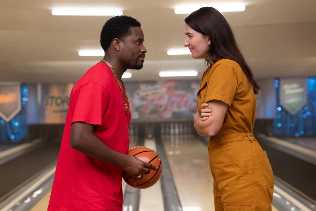 Shameik Moore and D'Arcy Carden in THE GUTTER, a Magnolia Pictures release. Photo courtesy of Magnolia Pictures.