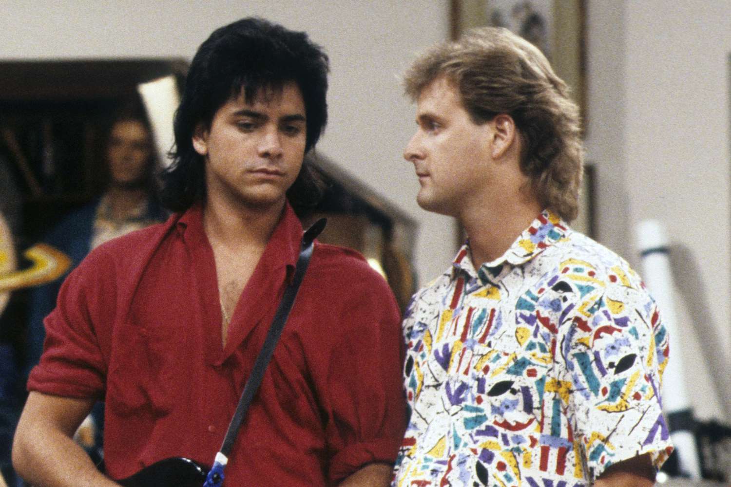 “He’s not really supporting him”: Fans Bashing John Stamos’ Bald Cap Move For ‘Full House’ Co-star Dave Coulier Need to Realize 1 Thing