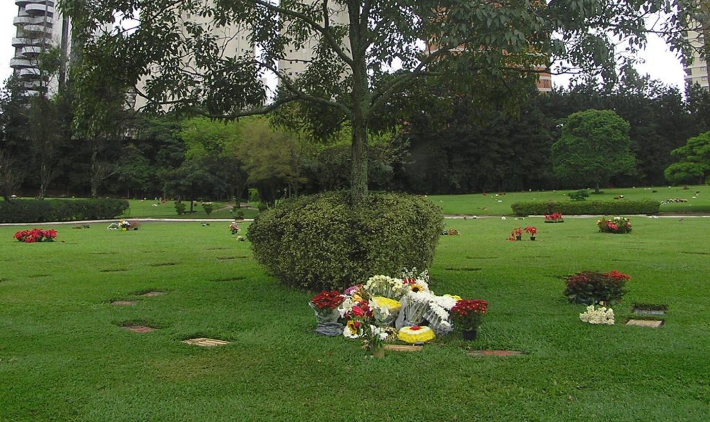 Senna’s grave at the Morumbi Cemetery in São Paulo