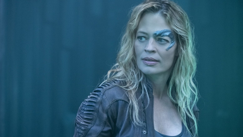 “Why? She’s never interacted with any of these people”: Star Trek’s Post-Voyager Plans for Jeri Ryan Would’ve Wrecked Seven of Nine