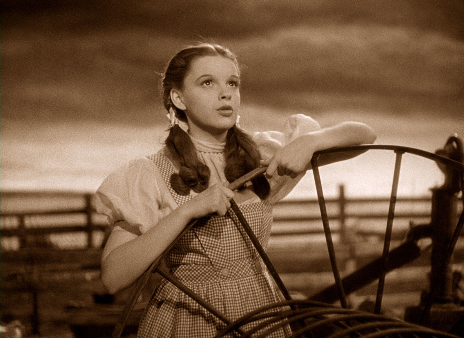 Judy Garland Getting Exploited Wasn’t the Only Terrible Thing ‘The Wizard of Oz’ Did, It Literally Put Her Life in Mortal Danger