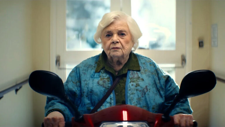 June Squibb in Thelma 