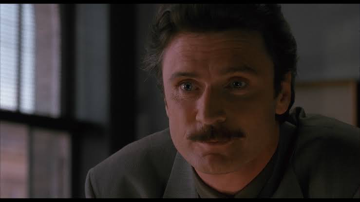 Patrick Bergin: “I just can’t do that” on Julia Roberts’ ‘Sleeping With the Enemy’ That Changed Hollywood Forever