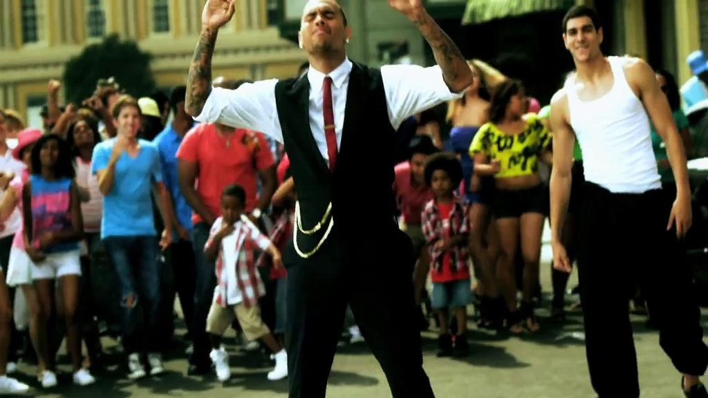 Chris Brown in Yeah 3x MV