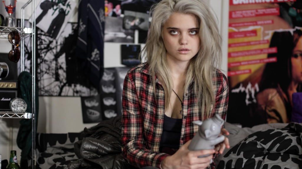 Sky Ferreira describes her relationship with Capitol Records as "fraught" and emotionally draining.
