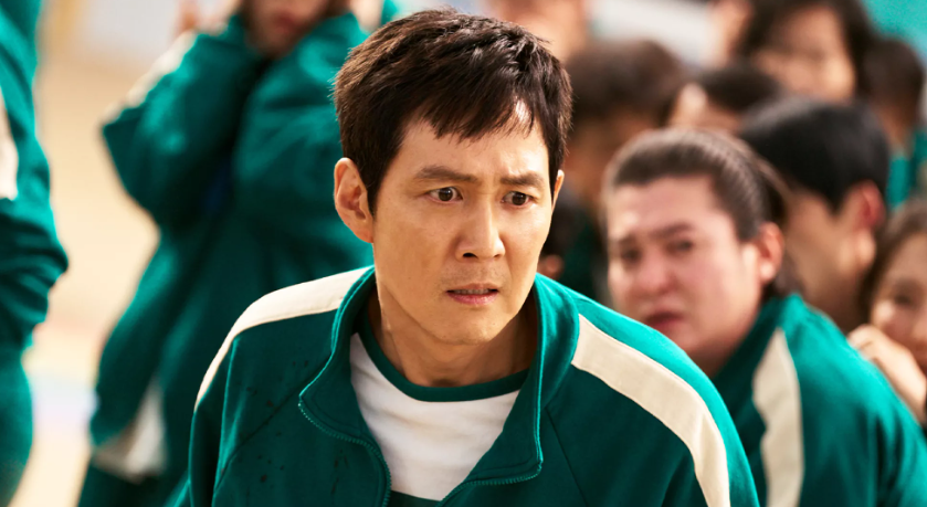 In-ho’s betrayal becomes clearer as he befriends Gi-hun to manipulate him, furthering his own agenda.