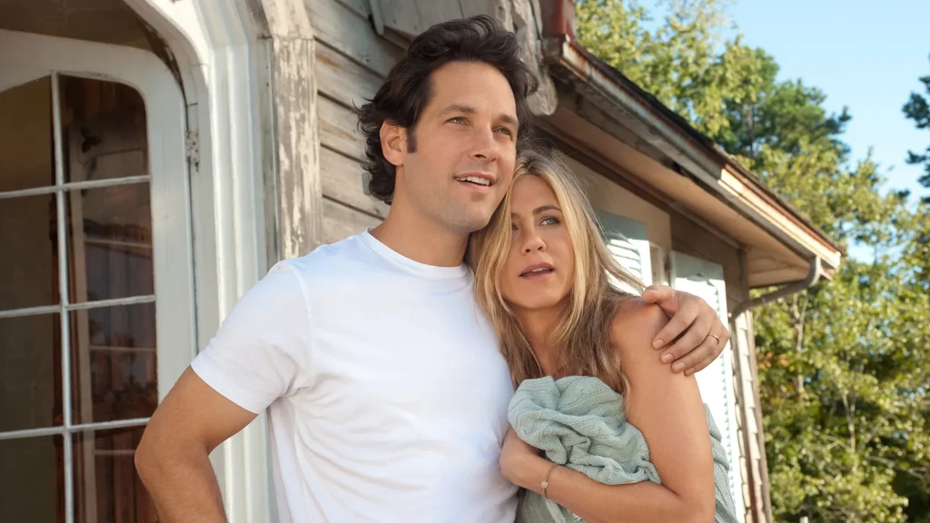 Paul Rudd as George Gergenblatt and Jennifer Aniston as Linda Gergenblatt in a still from the 2012 movie Wanderlust