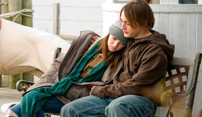 Emma Stone as Abby and Kieran Culkin as Christopher in Paper Man