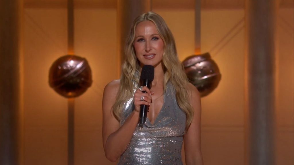 Nikki Glaser at the Golden Globes