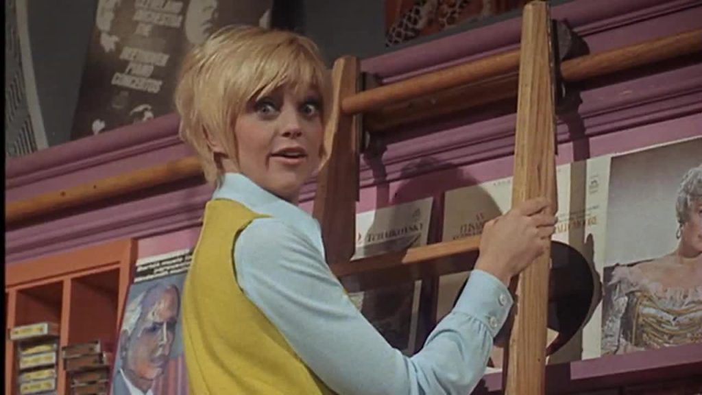 Goldie Hawn as Toni Simmons