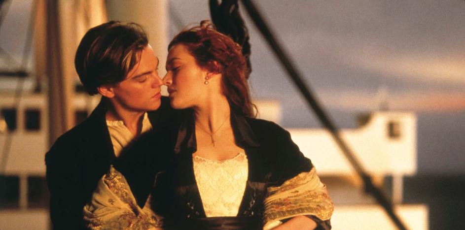 Both Titanic and 1923 feature intense love stories set against tragic backdrops.